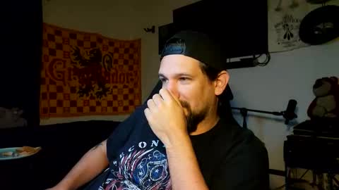 devilPup75 online show from January 7, 2026, 2:14 am