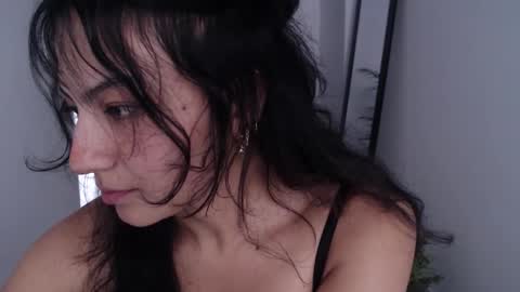 Saray online show from February 27, 2026, 8:42 pm