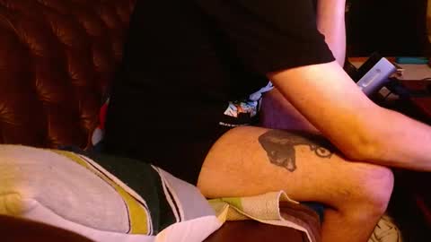 aschke online show from October 30, 2025, 11:05 pm