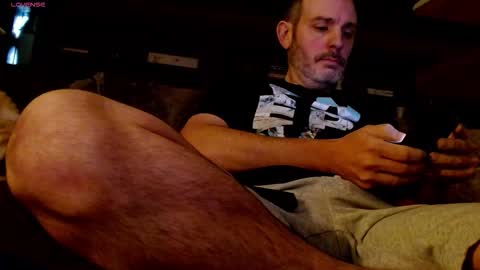 aschke online show from December 4, 2025, 7:22 pm