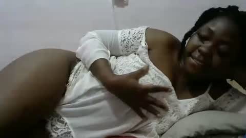 ashanty001 online show from January 17, 2025, 6:26 am