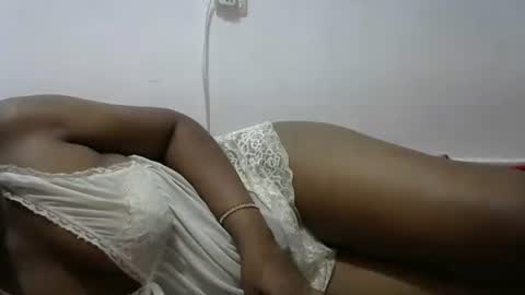 ashanty001 online show from January 29, 2025, 3:54 am