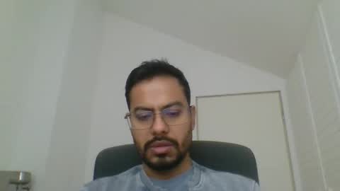 asharma1984xyz online show from January 13, 2026, 8:19 am