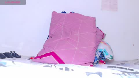 MALEFICA  YOHANA  online show from February 19, 2025, 6:43 pm