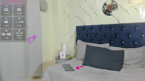 Snapshot of asher_lux chatting on April 28, 2026, 9:09 pm Asher online show from April 28, 2026, 9:09 pm