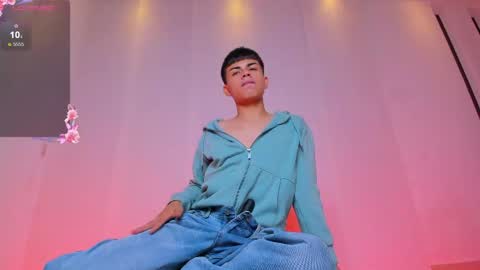 Asher online show from May 19, 2026, 1:00 am