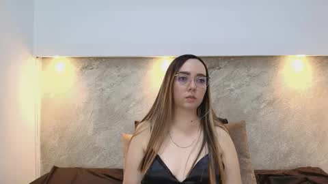 Asley Bennet online show from November 23, 2025, 4:56 am