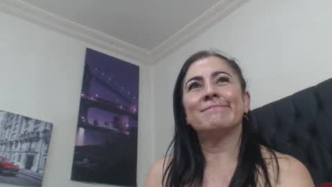 ashleey_thompson online show from September 28, 2025, 7:41 pm