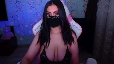   Yasmina   online show from October 29, 2025, 2:47 am