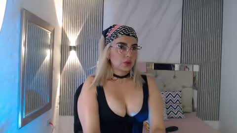 ashley__tylor online show from July 24, 2026, 7:45 pm
