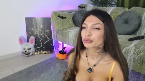 ashley_is_heree online show from October 22, 2025, 6:13 am
