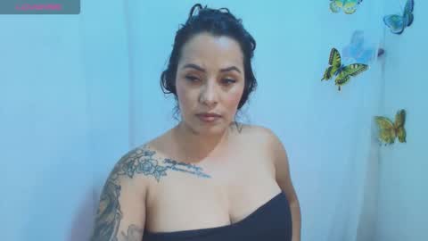 Snapshot of ashley_joyx_ chatting on May 27, 2026, 3:25 am ashley_joyx_ online show from May 27, 2026, 3:25 am
