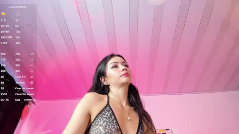 Snapshot of ashley_kim2 chatting on February 17, 2025, 12:27 pm ASHLEY online show from February 17, 2025, 12:27 pm