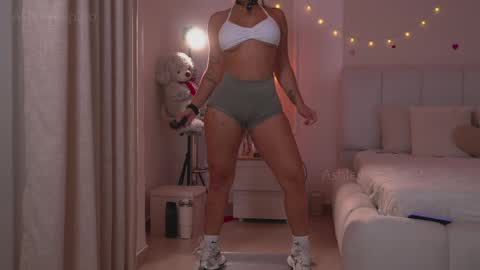  Ashley  online show from May 26, 2026, 1:12 am