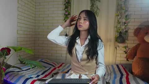 ashley_winhouse online show from October 6, 2025, 6:55 am