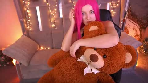 ashleybaee online show from March 10, 2026, 2:00 pm