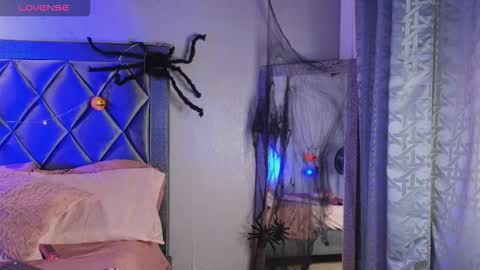 Snapshot of ashleybrend chatting on October 24, 2025, 9:44 pm CAMILA online show from October 24, 2025, 9:44 pm