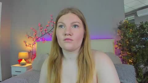 AshleyJonse online show from May 19, 2026, 4:52 am