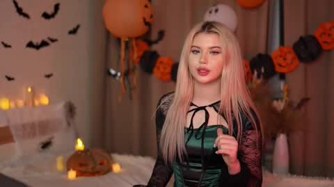 AshleyNiko online show from October 29, 2025, 3:58 pm