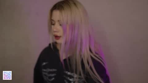 AshleyNiko online show from November 14, 2025, 6:50 pm