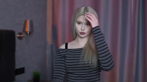 AshleyNiko online show from November 28, 2025, 4:31 pm