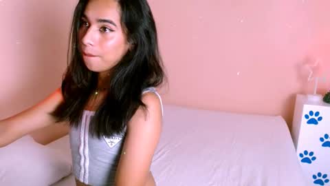 Snapshot of ashleypetite_ chatting on September 10, 2025, 7:36 pm Ashley online show from September 10, 2025, 7:36 pm