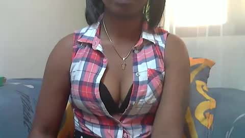 ashleyqueen X online show from September 29, 2025, 9:36 am