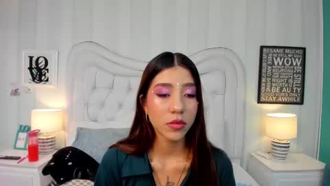 Snapshot of ashleyroberh chatting on October 31, 2025, 7:37 pm AshleyRoberh online show from October 31, 2025, 7:37 pm