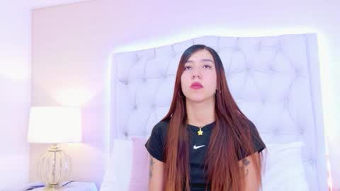 Snapshot of ashleyroberh chatting on December 2, 2025, 7:20 pm AshleyRoberh online show from December 2, 2025, 7:20 pm