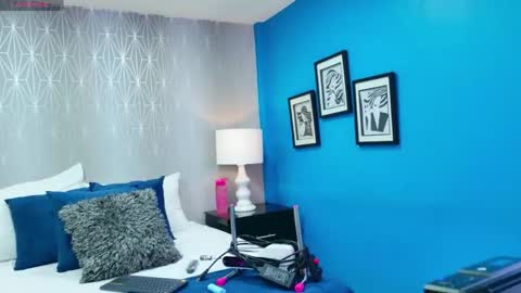 AshleyRoberh online show from April 8, 2026, 7:25 pm