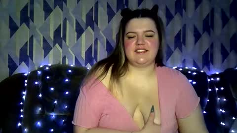 Snapshot of ashleyrosee_ chatting on December 18, 2025, 5:24 am Anite online show from December 18, 2025, 5:24 am