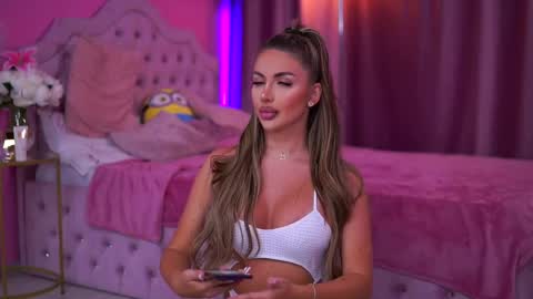 Snapshot of ashleysinnx chatting on March 6, 2025, 8:16 pm Ashley online show from March 6, 2025, 8:16 pm