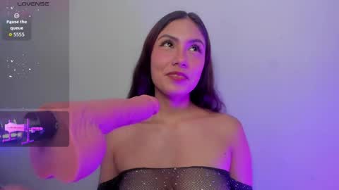 Snapshot of ashlye_collins chatting on May 26, 2026, 9:33 pm ashlye_collins online show from May 26, 2026, 9:33 pm