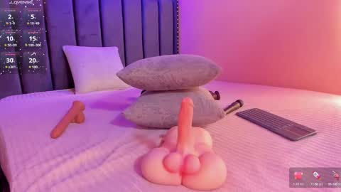 ashlye_miller_ online show from January 16, 2025, 4:07 am