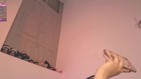 Snapshot of ashlynnlowe_ chatting on November 10, 2025, 7:57 pm Ash online show from November 10, 2025, 7:57 pm