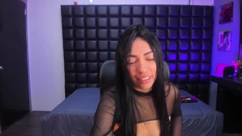 ashlyy sweet  online show from April 7, 2026, 3:01 pm