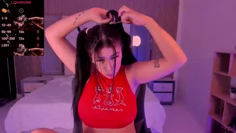 AsiaMiller online show from November 3, 2025, 12:17 pm