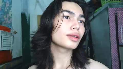 asian_babyboi online show from April 14, 2026, 10:54 am