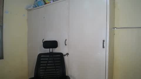 Snapshot of asian_bunnyx69 chatting on March 11, 2025, 6:21 am Asia online show from March 11, 2025, 6:21 am