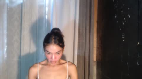 Snapshot of asian_cassy chatting on December 1, 2025, 1:10 am asian_cassy online show from December 1, 2025, 1:10 am