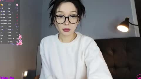 Snapshot of asian_euphoria chatting on January 18, 2026, 1:04 pm Dju online show from January 18, 2026, 1:04 pm