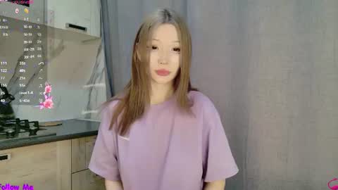 Snapshot of asian_euphoria chatting on June 17, 2026, 1:45 pm Dju online show from June 17, 2026, 1:45 pm