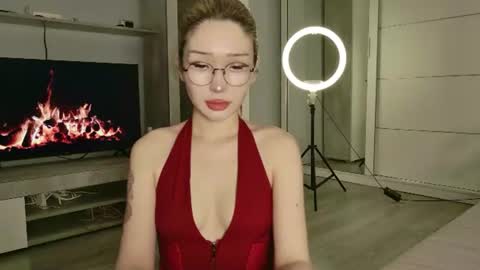 Snapshot of asian_euphoria chatting on July 15, 2026, 5:45 am Dju online show from July 15, 2026, 5:45 am