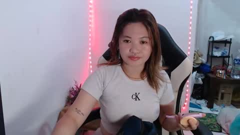 bb girl online show from November 12, 2025, 3:07 am