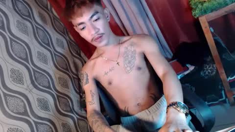 Snapshot of asian_kimxxx chatting on December 25, 2024, 3:06 pm don online show from December 25, 2024, 3:06 pm