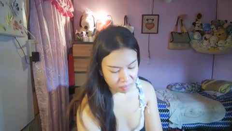 Snapshot of asian_llory chatting on March 13, 2026, 12:17 am asian_llory online show from March 13, 2026, 12:17 am