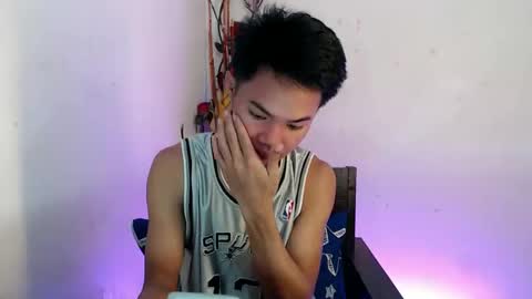 asian_lover05 online show from February 20, 2026, 2:19 am