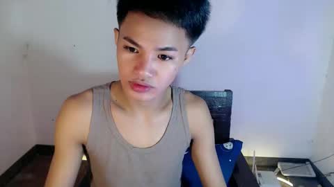 Snapshot of asian_lover05 chatting on March 15, 2026, 6:36 pm asian_lover05 online show from March 15, 2026, 6:36 pm