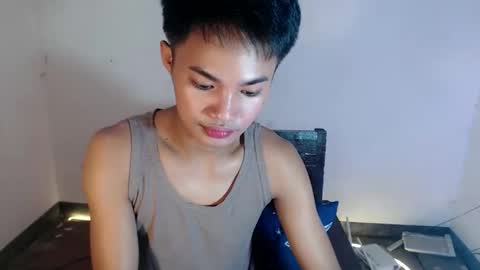 Snapshot of asian_lover05 chatting on March 23, 2026, 4:44 pm asian_lover05 online show from March 23, 2026, 4:44 pm