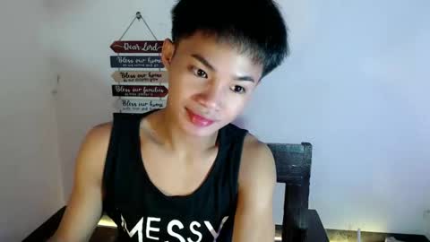 Snapshot of asian_lover05 chatting on April 3, 2026, 5:00 pm asian_lover05 online show from April 3, 2026, 5:00 pm